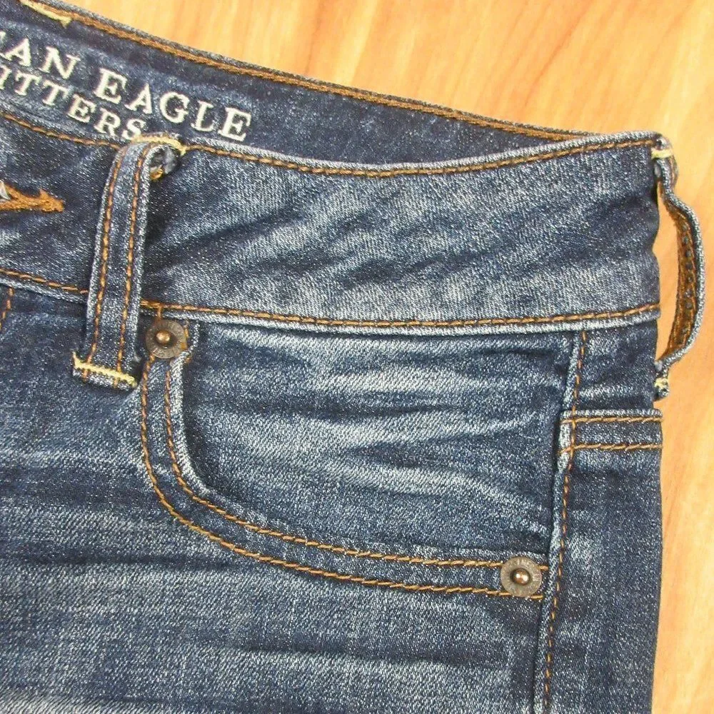 AMERICAN EAGLE Super Stretch‎ Jean Shorts Size 4 Frayed Raw Hem Blue Denim Jorts